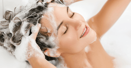 Die besten Leave-In-Conditioner für lockiges Haar - CosFair GmbH