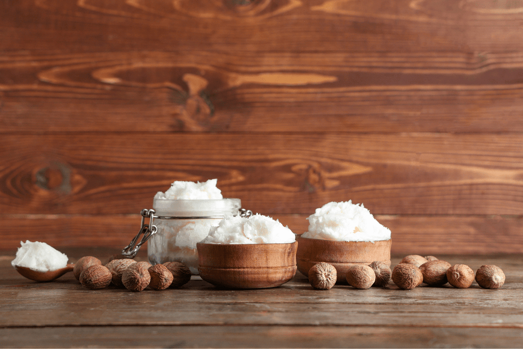 Sheabutter: Warum dieses Naturwunder ein Muss in deiner Pflegeroutine ist - CosFair GmbH