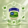 3D-Infografik zeigt die Vorteile von Vaseline Aloe Soothing Jelly wie Feuchtigkeit, Hautschutz und beruhigende Pflege.